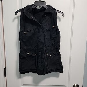 Love Tree Black Hooded Vest Sz M